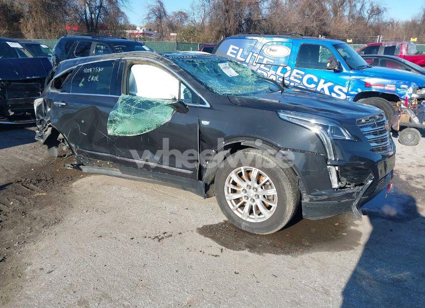 2019 Cadillac Xt5 STANDARD (VIN 1GYKNBRS8KZ276137) main photo