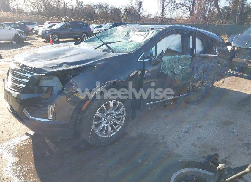 Photo 2 of 2019 Cadillac Xt5 STANDARD (VIN 1GYKNBRS8KZ276137)
