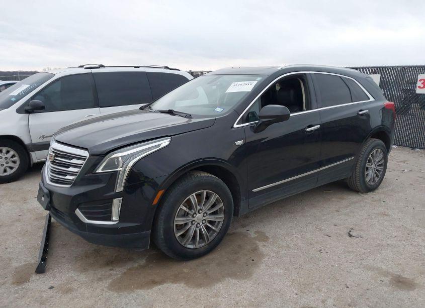 Photo 2 of 2017 Cadillac Xt5 LUXURY (VIN 1GYKNBRSXHZ111876)