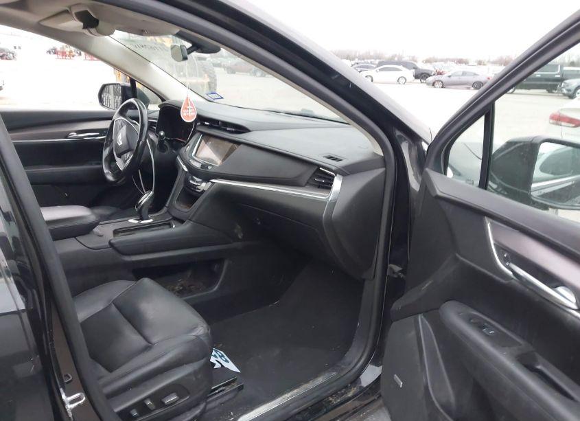 Photo 5 of 2017 Cadillac Xt5 LUXURY (VIN 1GYKNBRSXHZ111876)