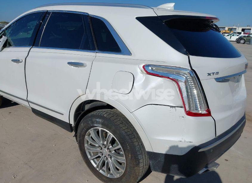 Photo 18 of 2017 Cadillac Xt5 LUXURY (VIN 1GYKNBRSXHZ190093)
