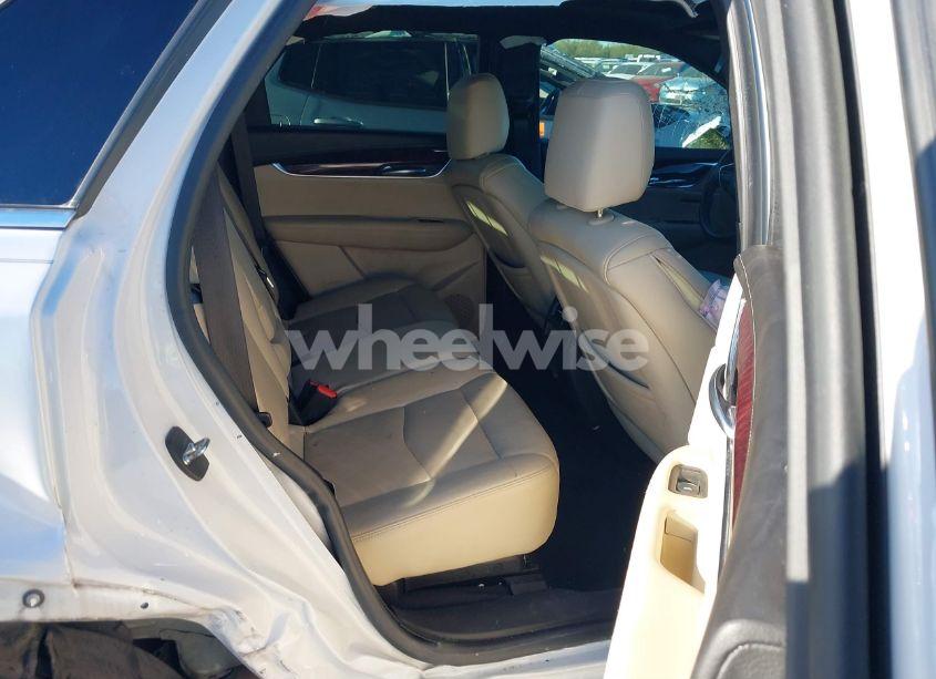 Photo 8 of 2017 Cadillac Xt5 LUXURY (VIN 1GYKNBRSXHZ190093)