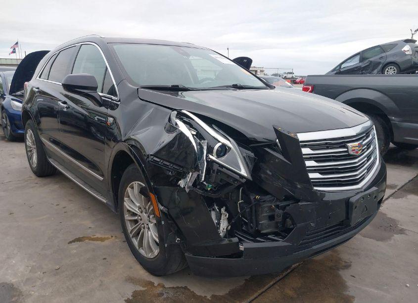 2017 Cadillac Xt5 LUXURY (VIN 1GYKNBRSXHZ247957) main photo
