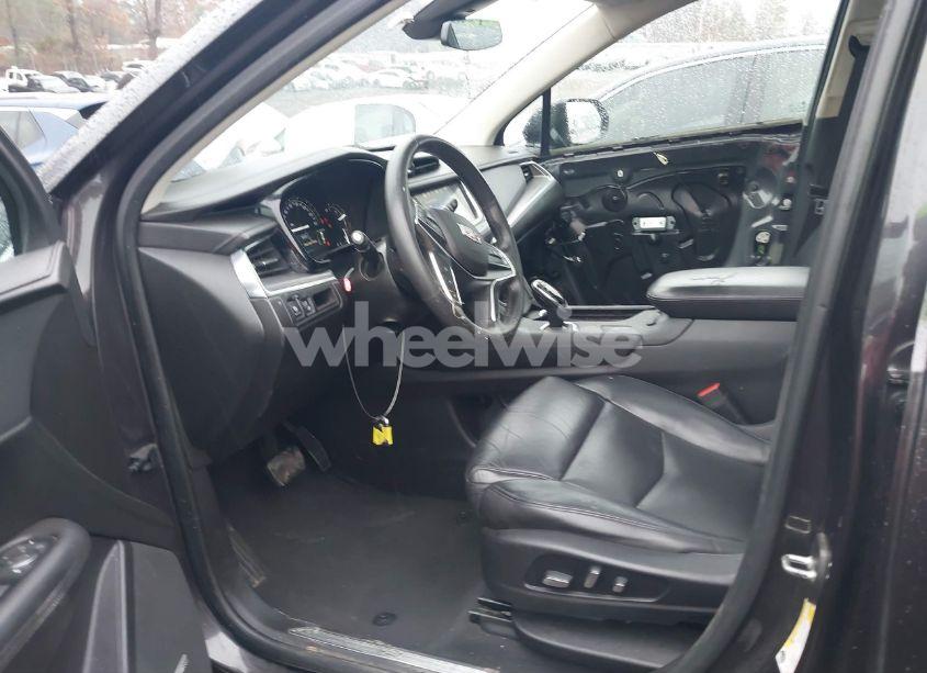 Photo 5 of 2018 Cadillac Xt5 LUXURY (VIN 1GYKNCRS0JZ154893)