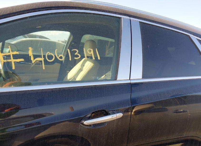 Photo 14 of 2018 Cadillac Xt5 LUXURY (VIN 1GYKNCRS1JZ191046)