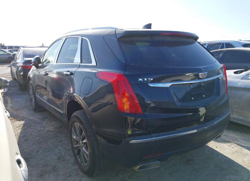 Photo 3 of 2018 Cadillac Xt5 LUXURY (VIN 1GYKNCRS1JZ191046)