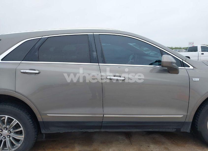 Photo 13 of 2018 Cadillac Xt5 LUXURY (VIN 1GYKNCRS1JZ198854)