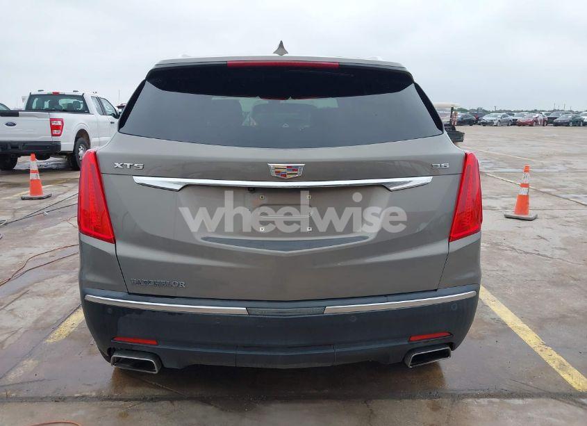 Photo 16 of 2018 Cadillac Xt5 LUXURY (VIN 1GYKNCRS1JZ198854)