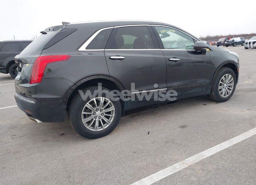 Photo 4 of 2019 Cadillac Xt5 LUXURY (VIN 1GYKNCRS1KZ131527)