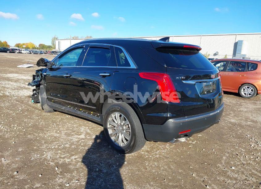 Photo 3 of 2019 Cadillac Xt5 LUXURY (VIN 1GYKNCRS1KZ161658)