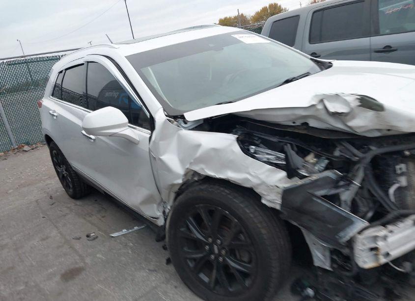 Photo 13 of 2019 Cadillac Xt5 LUXURY (VIN 1GYKNCRS1KZ242126)