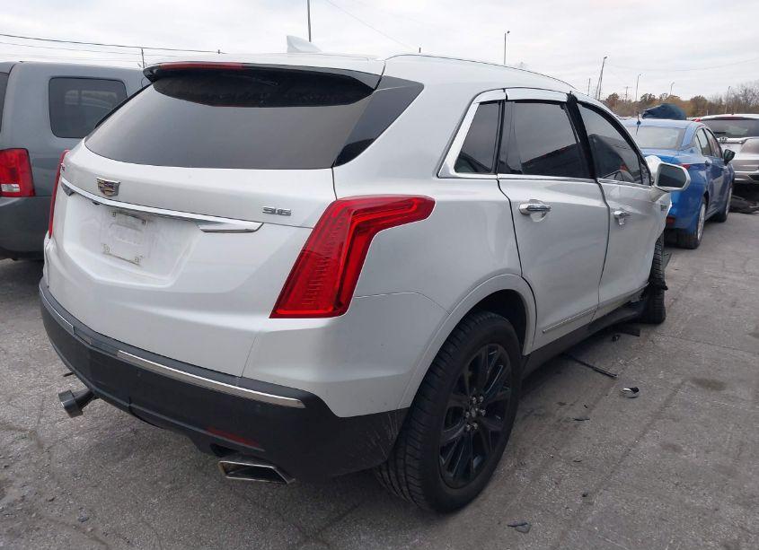 Photo 4 of 2019 Cadillac Xt5 LUXURY (VIN 1GYKNCRS1KZ242126)