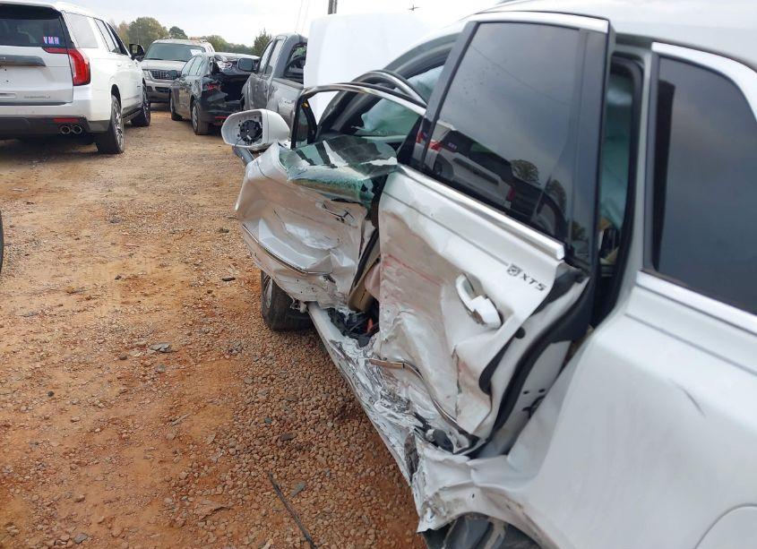 Photo 6 of 2019 Cadillac Xt5 LUXURY (VIN 1GYKNCRS1KZ252882)