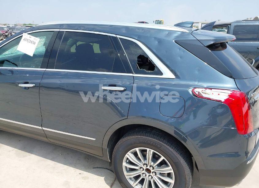 Photo 18 of 2019 Cadillac Xt5 LUXURY (VIN 1GYKNCRS1KZ259282)