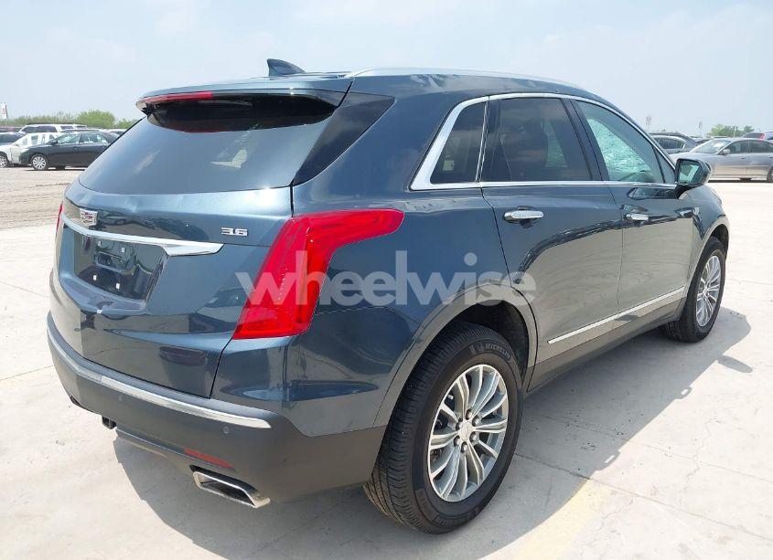 Photo 4 of 2019 Cadillac Xt5 LUXURY (VIN 1GYKNCRS1KZ259282)