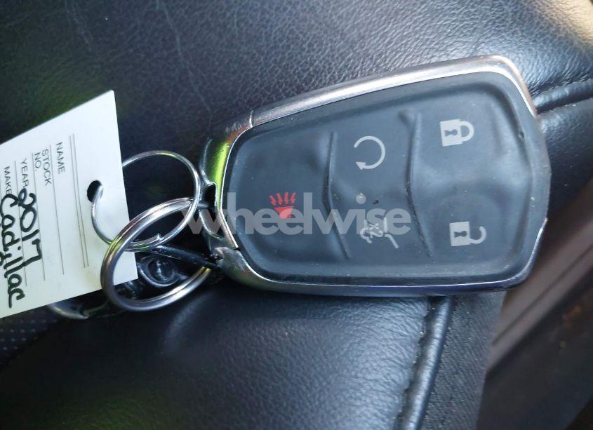 Photo 11 of 2018 Cadillac Xt5 LUXURY (VIN 1GYKNCRS2JZ107882)