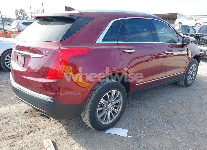 Photo 4 of 2018 Cadillac Xt5 LUXURY (VIN 1GYKNCRS2JZ107882)