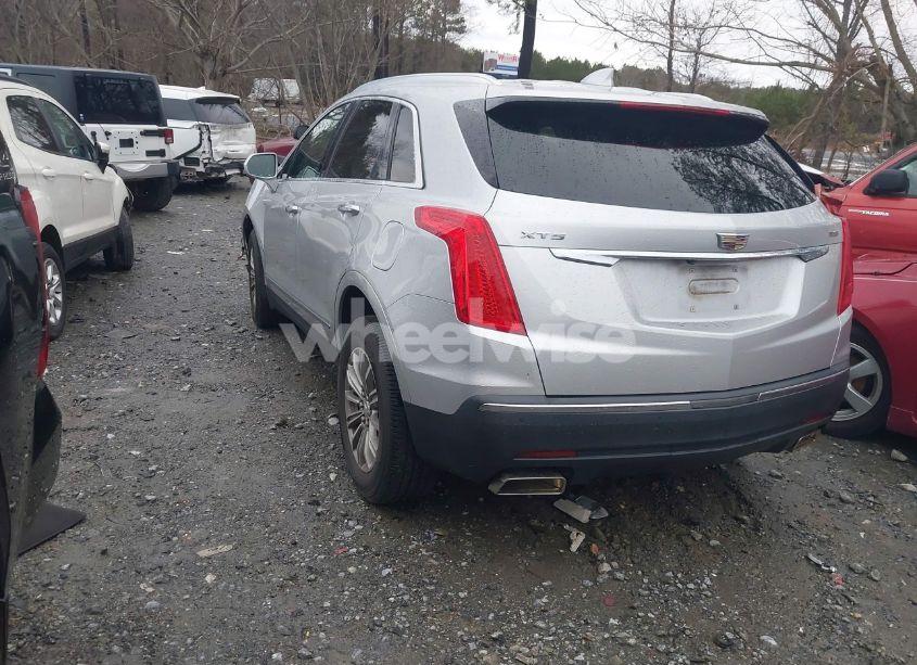 Photo 3 of 2018 Cadillac Xt5 LUXURY (VIN 1GYKNCRS2JZ177057)