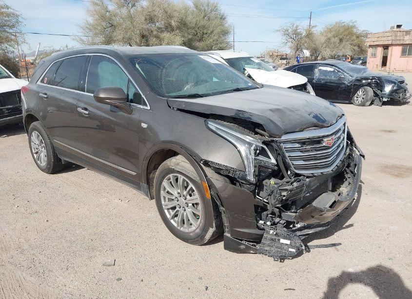 2019 Cadillac Xt5 LUXURY (VIN 1GYKNCRS2KZ119838) main photo