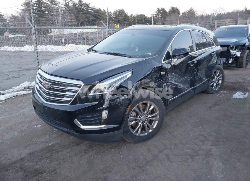 Photo 2 of 2018 Cadillac Xt5 LUXURY (VIN 1GYKNCRS4JZ246492)