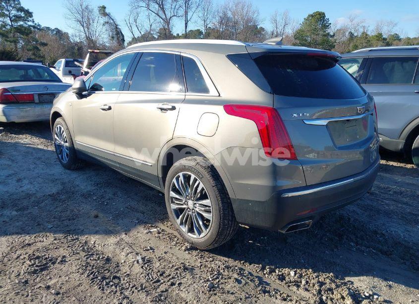 Photo 3 of 2019 Cadillac Xt5 LUXURY (VIN 1GYKNCRS4KZ263519)
