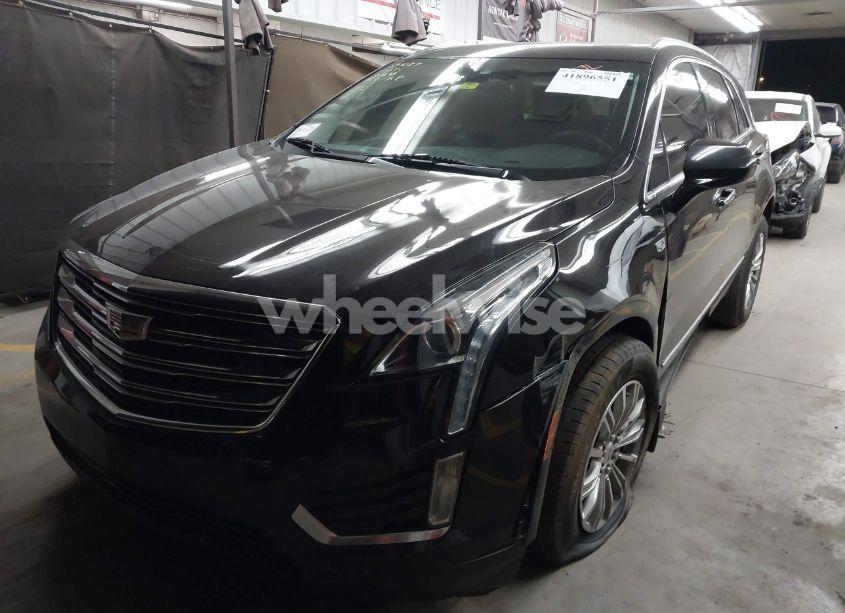 Photo 2 of 2019 Cadillac Xt5 LUXURY (VIN 1GYKNCRS5KZ142904)