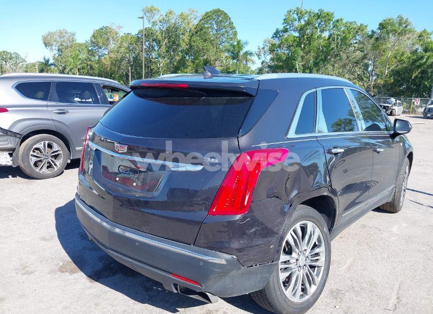 Photo 4 of 2017 Cadillac Xt5 PREMIUM LUXURY (VIN 1GYKNCRS7HZ147451)
