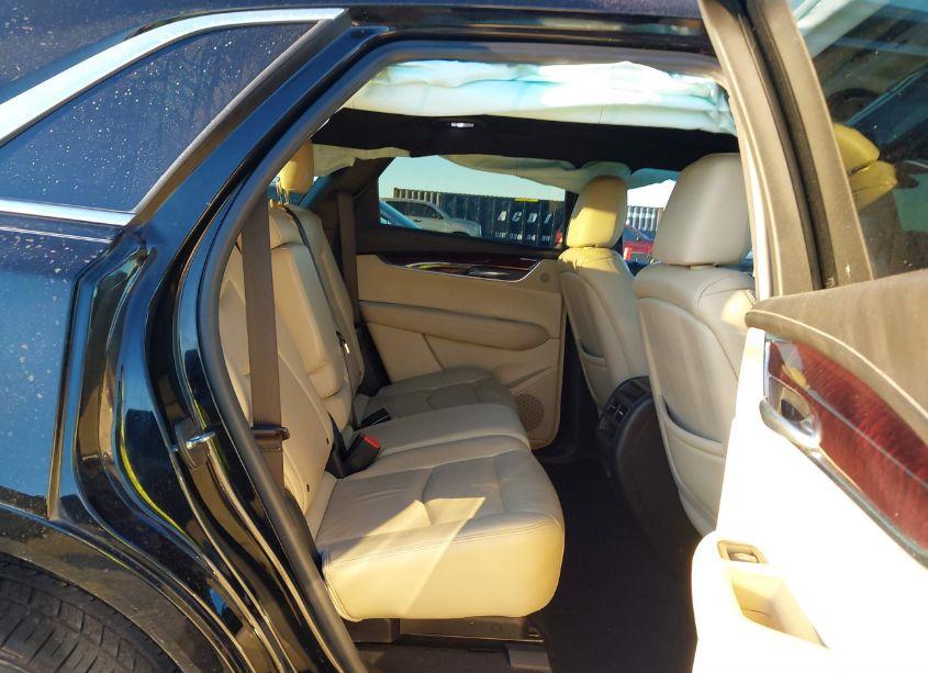 Photo 8 of 2017 Cadillac Xt5 PREMIUM LUXURY (VIN 1GYKNCRS7HZ156232)