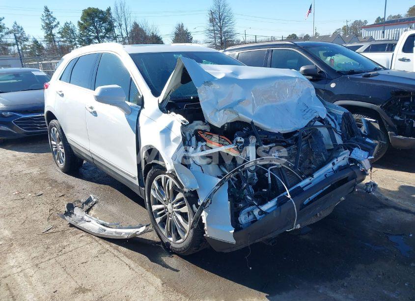 2017 Cadillac Xt5 PREMIUM LUXURY (VIN 1GYKNCRS7HZ185441) main photo