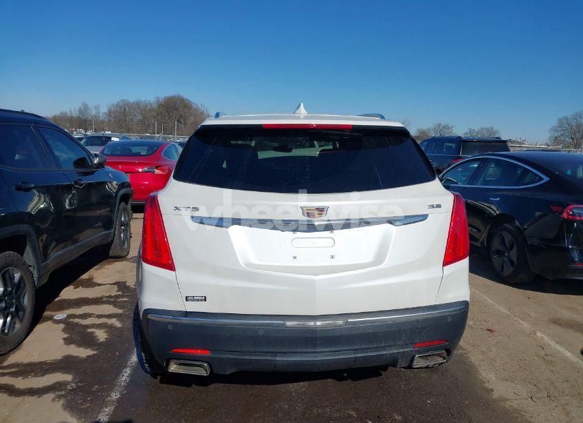 Photo 16 of 2017 Cadillac Xt5 PREMIUM LUXURY (VIN 1GYKNCRS7HZ185441)