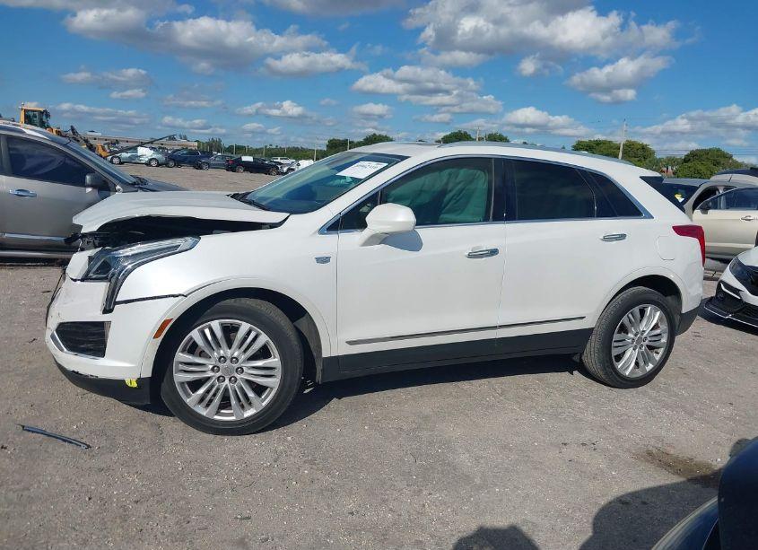 Photo 14 of 2017 Cadillac Xt5 PREMIUM LUXURY (VIN 1GYKNCRS7HZ249090)