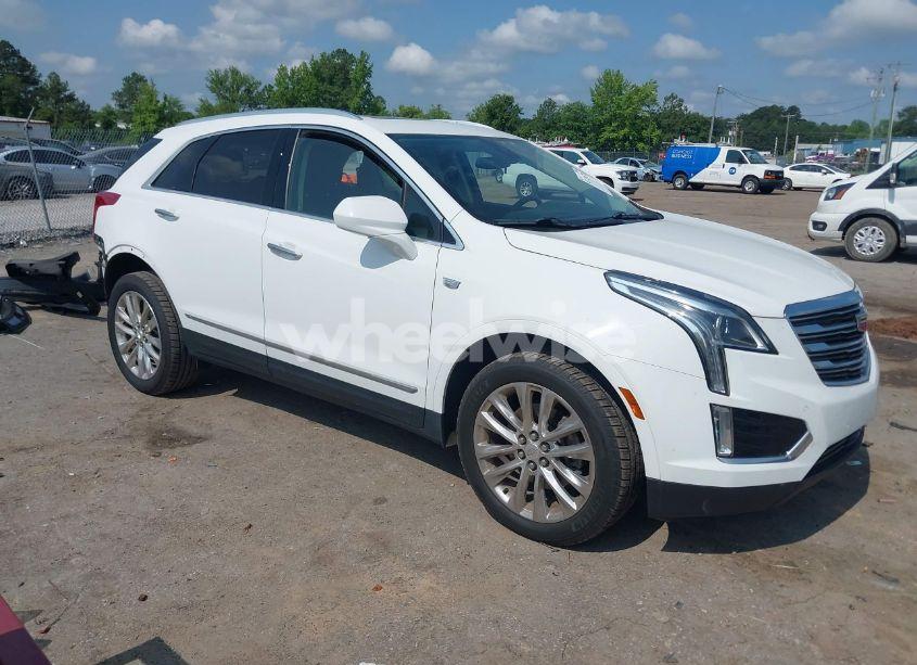 2018 Cadillac Xt5 LUXURY (VIN 1GYKNCRS7JZ244770) main photo