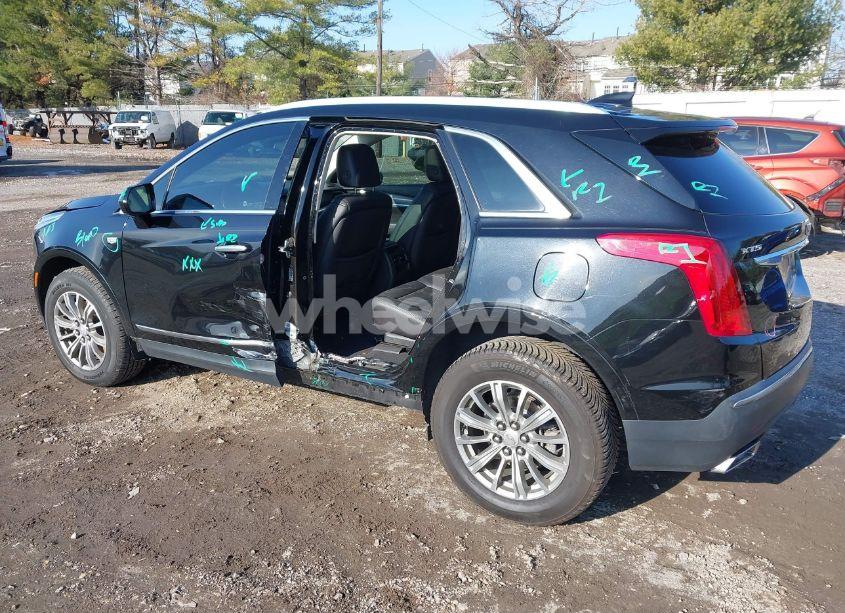 Photo 3 of 2018 Cadillac Xt5 LUXURY (VIN 1GYKNCRS8JZ207257)