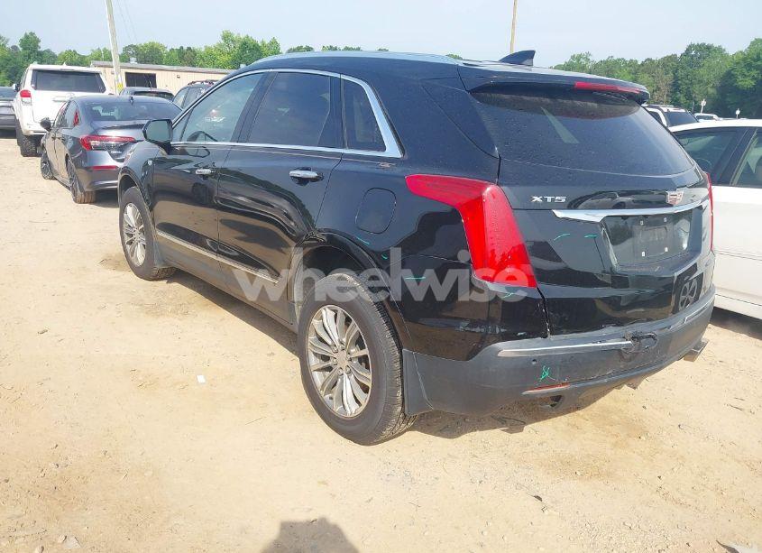 Photo 3 of 2018 Cadillac Xt5 LUXURY (VIN 1GYKNCRS9JZ173328)