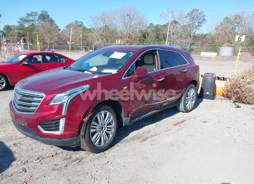 Photo 2 of 2017 Cadillac Xt5 PREMIUM LUXURY (VIN 1GYKNCRSXHZ187118)
