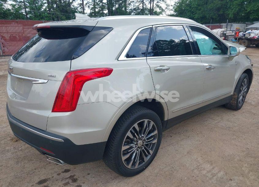 Photo 4 of 2017 Cadillac Xt5 PREMIUM LUXURY (VIN 1GYKNCRSXHZ193338)