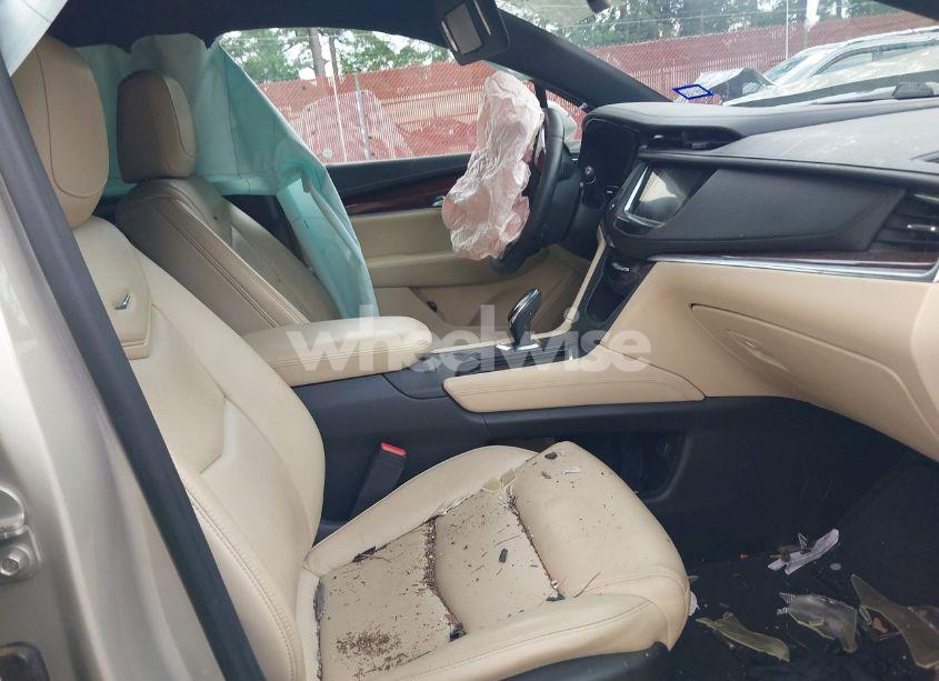 Photo 5 of 2017 Cadillac Xt5 PREMIUM LUXURY (VIN 1GYKNCRSXHZ193338)