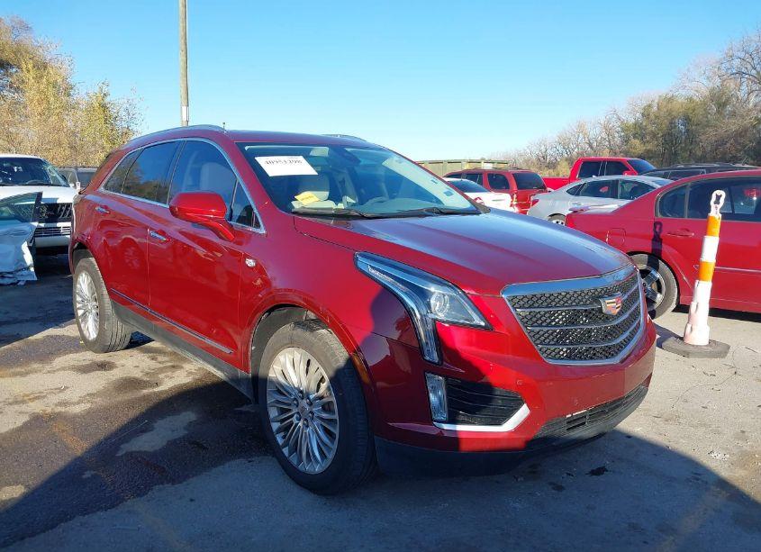 2018 Cadillac Xt5 LUXURY (VIN 1GYKNCRSXJZ190588) main photo