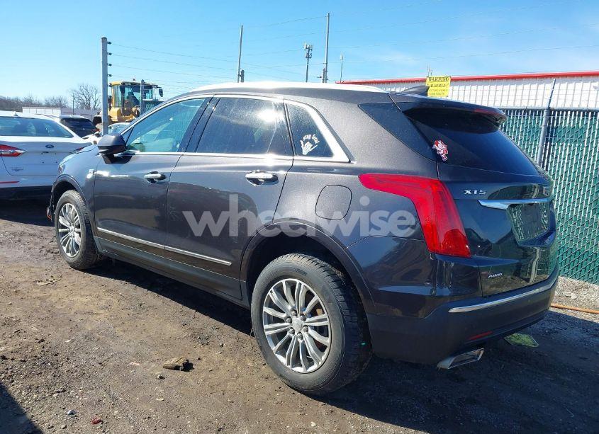 Photo 3 of 2017 Cadillac Xt5 LUXURY (VIN 1GYKNDRS0HZ277643)