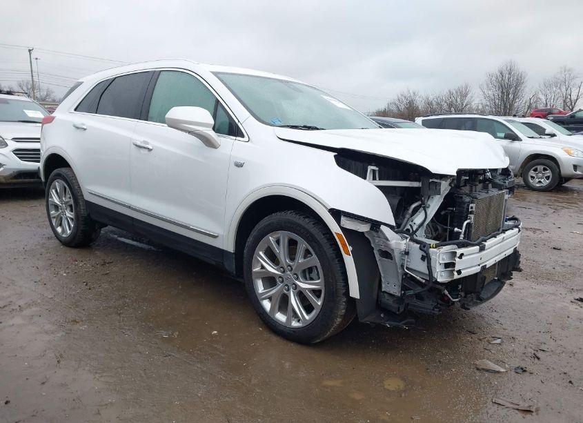 2019 Cadillac Xt5 LUXURY (VIN 1GYKNDRS0KZ105717) main photo