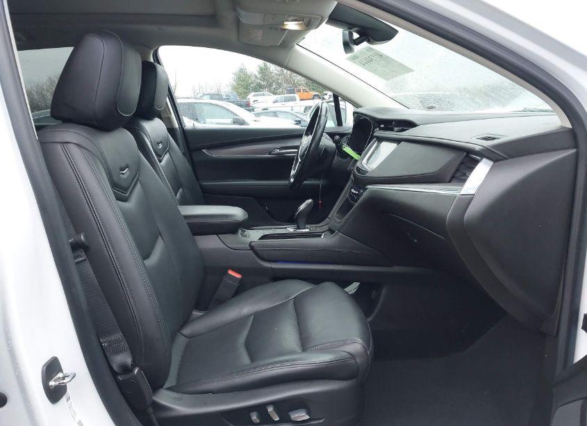 Photo 5 of 2019 Cadillac Xt5 LUXURY (VIN 1GYKNDRS0KZ105717)