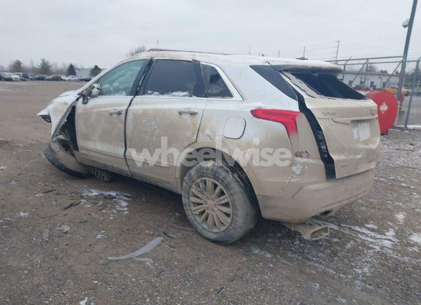 Photo 3 of 2019 Cadillac Xt5 LUXURY (VIN 1GYKNDRS0KZ197900)