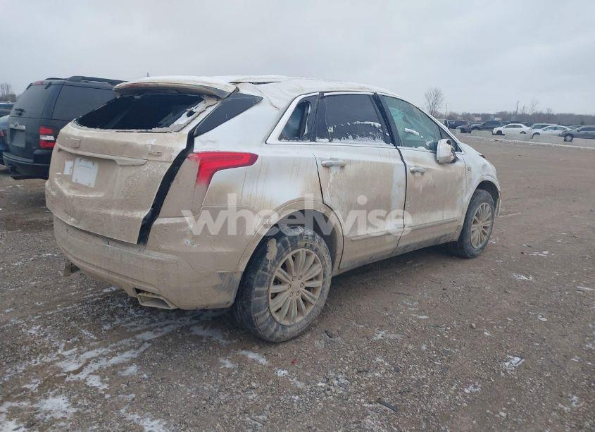 Photo 4 of 2019 Cadillac Xt5 LUXURY (VIN 1GYKNDRS0KZ197900)