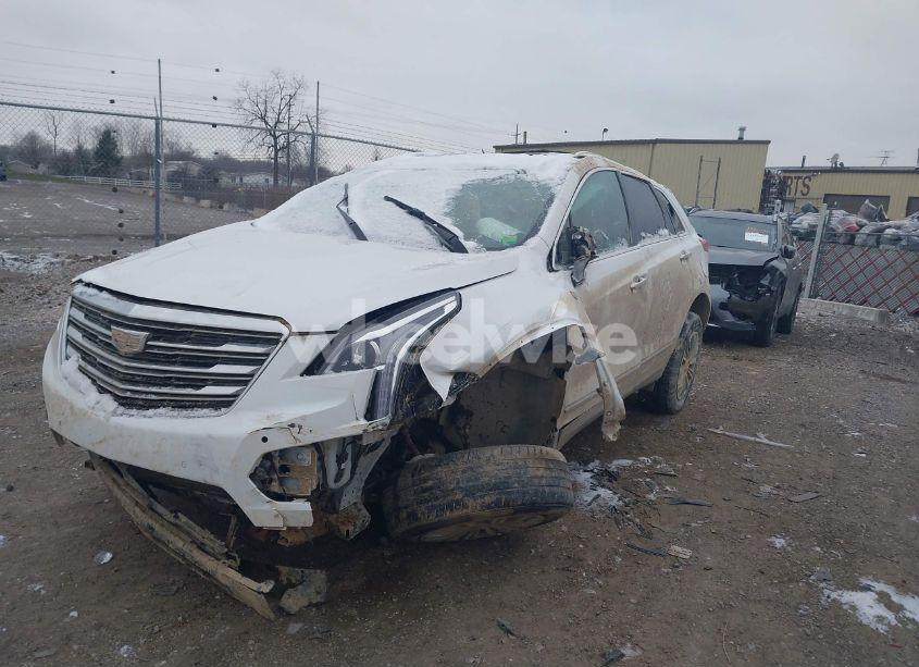 Photo 6 of 2019 Cadillac Xt5 LUXURY (VIN 1GYKNDRS0KZ197900)