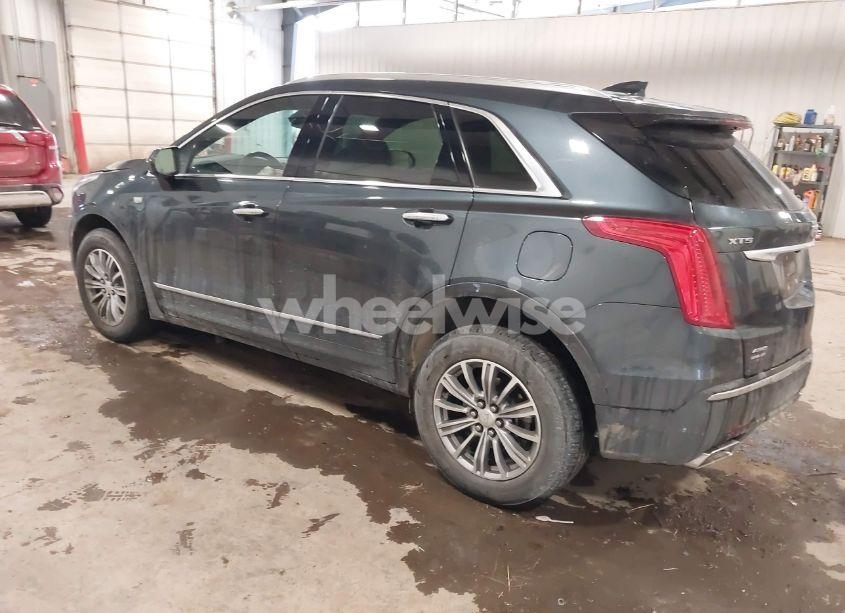 Photo 3 of 2019 Cadillac Xt5 LUXURY (VIN 1GYKNDRS0KZ213092)