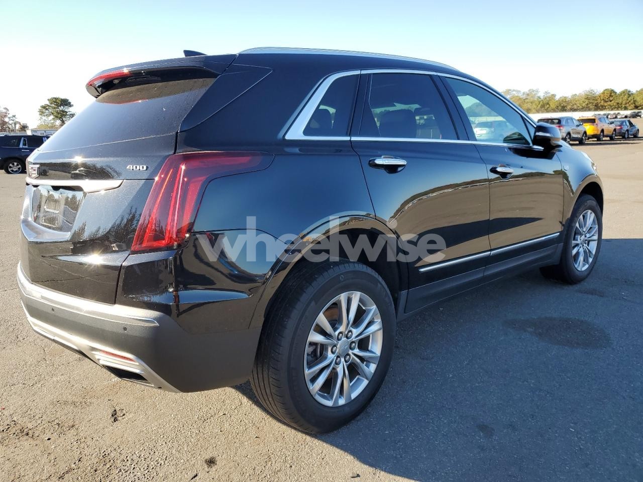 Photo 3 of 2020 CADILLAC XT5 PREMIUM LUXURY (VIN 1GYKNDRS0LZ198644)