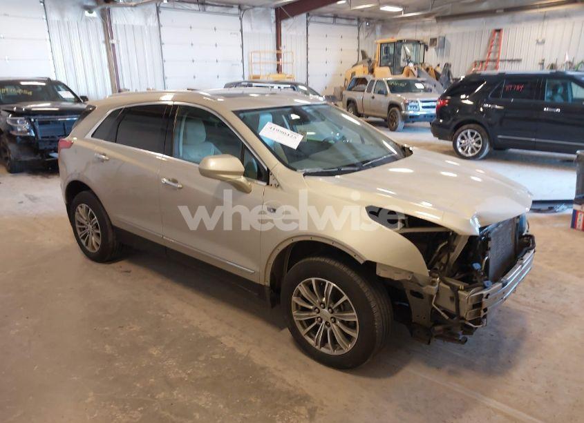 2017 Cadillac Xt5 LUXURY (VIN 1GYKNDRS1HZ160606) main photo