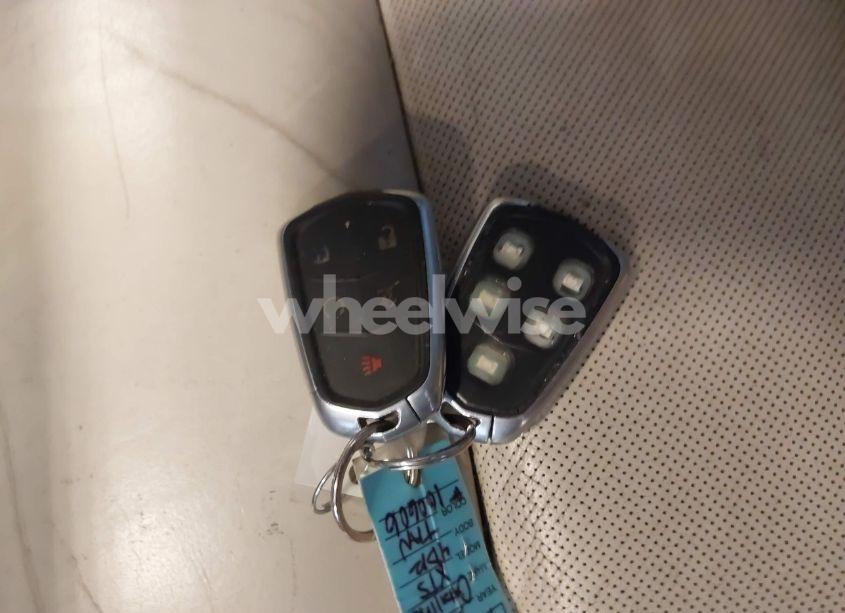 Photo 11 of 2017 Cadillac Xt5 LUXURY (VIN 1GYKNDRS1HZ160606)