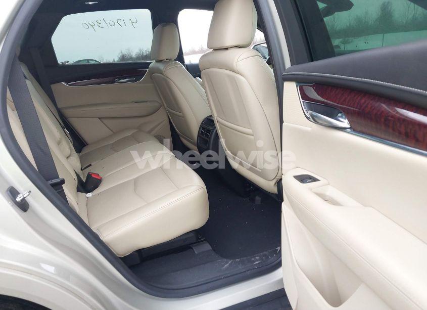 Photo 8 of 2017 Cadillac Xt5 LUXURY (VIN 1GYKNDRS1HZ193928)