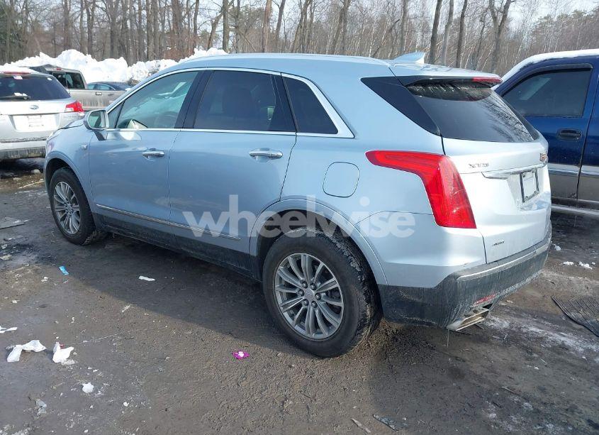Photo 3 of 2017 Cadillac Xt5 LUXURY (VIN 1GYKNDRS1HZ326235)